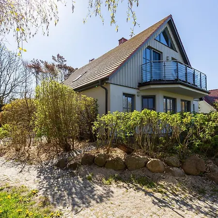 Strandhaus Wustrow - 1 Apartment